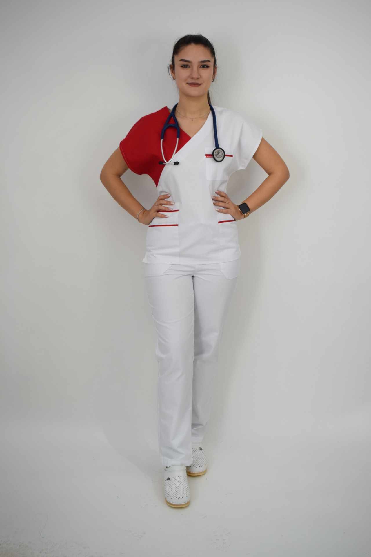 am-a0201-bluza-rosu-cod-05-pantalon-alb-cod-01-6822