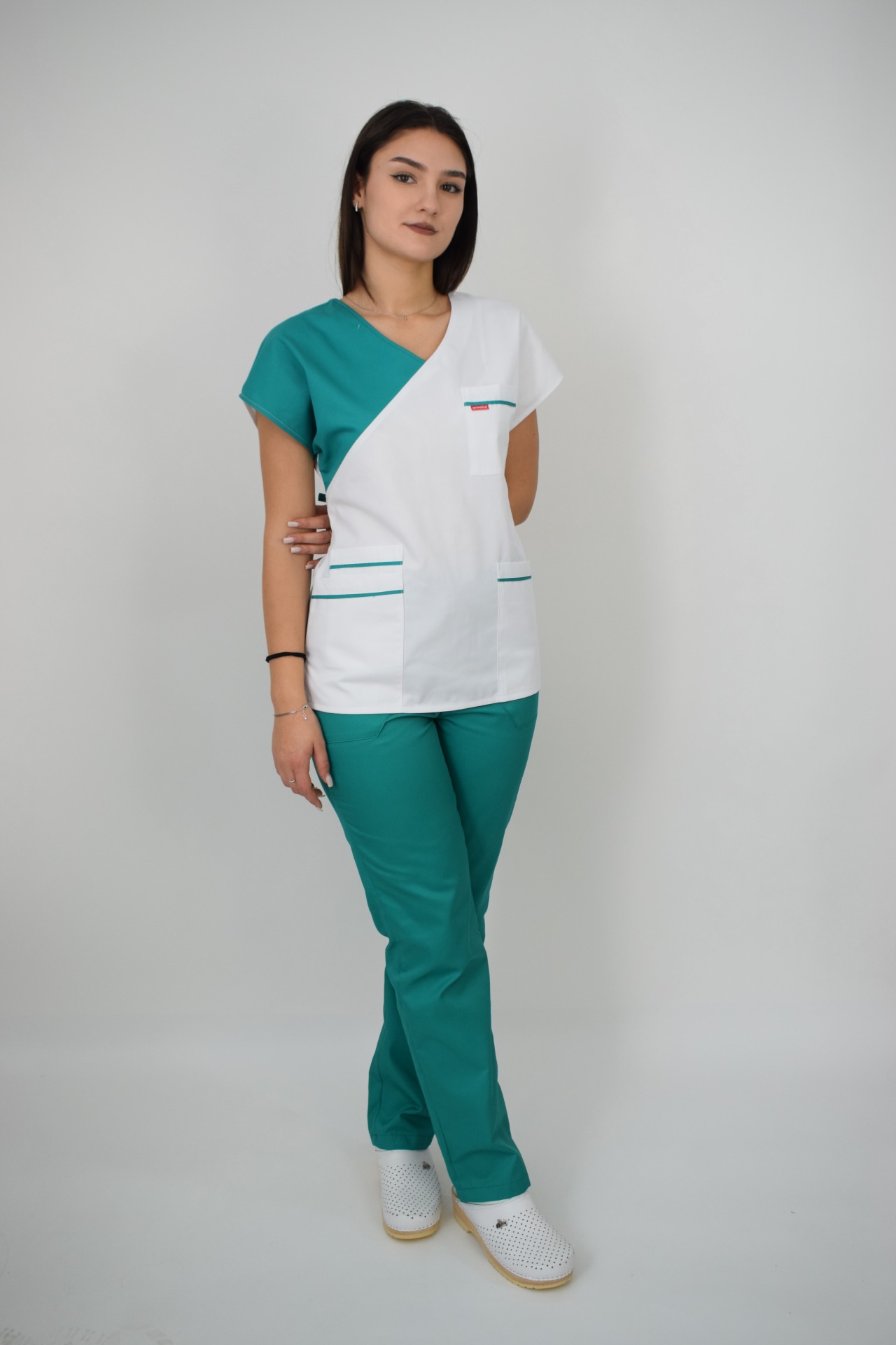 am-a0201-bluza-verde-inchis-cod-41-pantalon-verde-inchis-cod-41-6354